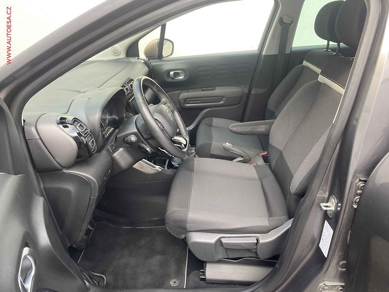 Citroën C3 Aircross (2022) 1.2 PT, LED, TZ, navi - fotka 9 z 15