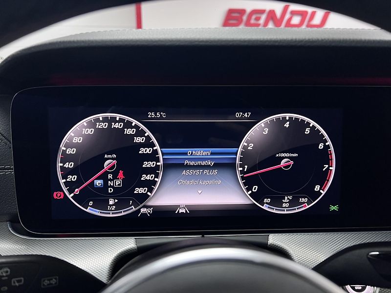 Mercedes-Benz Třídy E E 450, 270 kW, 4Matic, AMG - fotka 26 z 50