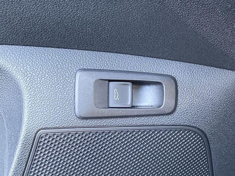 Škoda Karoq (2024) 1.5 TSI Selection - fotka 22 z 34