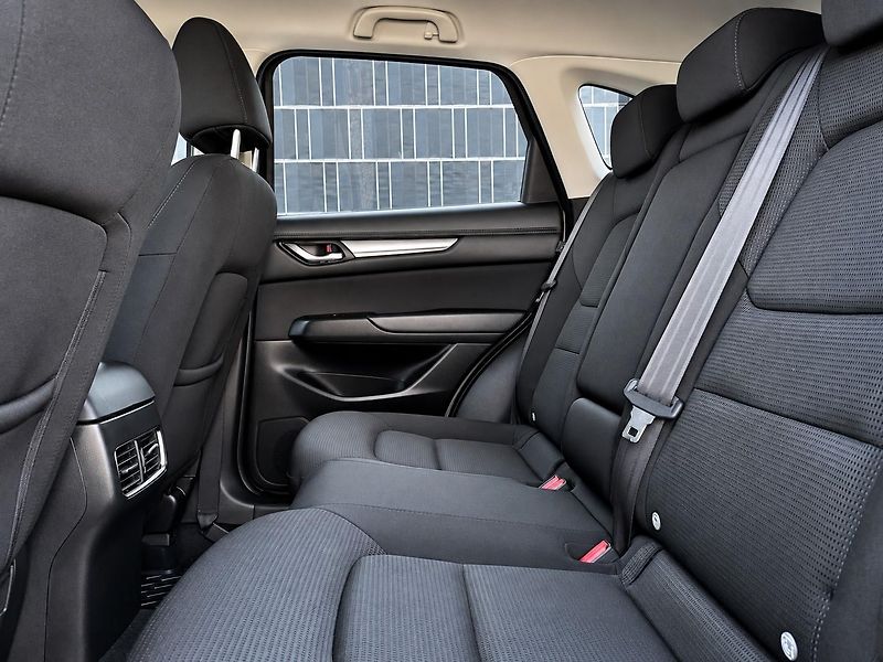Mazda CX-5 (2021) 2.0i 121kW SKYACTIVE-G AWD - fotka 14 z 36