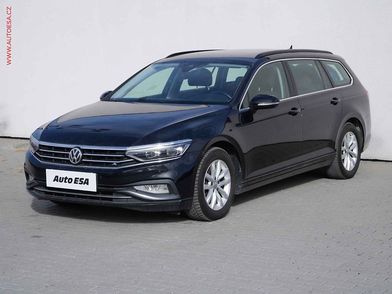 Volkswagen Passat (2020) 1.6 TDi, Business, DSG, LED - fotka 3 z 22