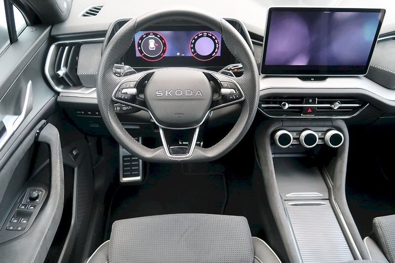 Škoda Kodiaq (2025) SPORTLINE 4X4 2,0 TDI 142 kW D - fotka 24 z 28