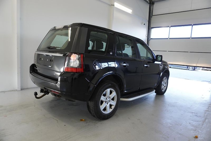 Land Rover Freelander (2012) 2,2T LEATHER ETC AUTOMAT - fotka 27 z 46