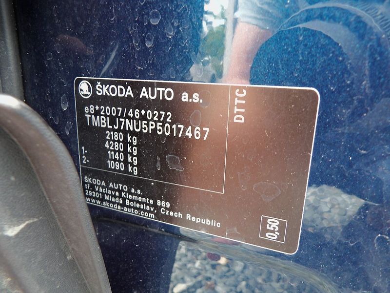 Škoda Karoq 2.0TDI 110kW DSG 4x4 Virtual - fotka 29 z 30