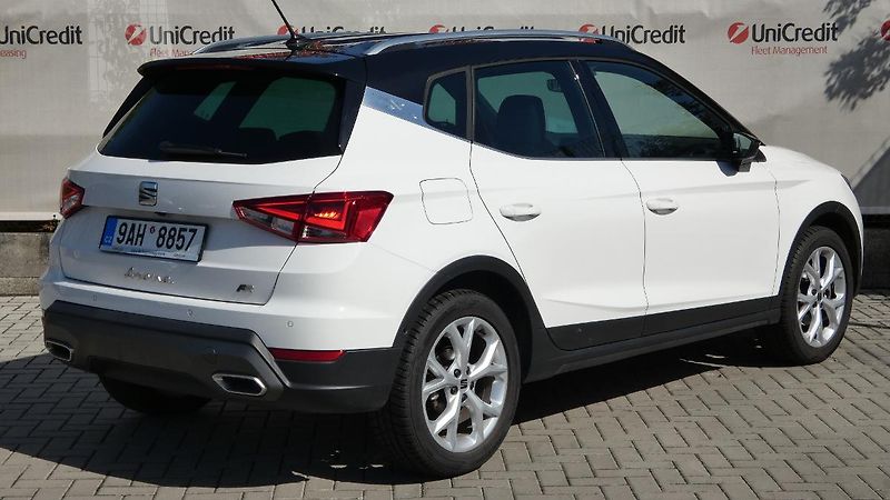 Seat Arona 1,0 TSi 81kW FR - fotka 3 z 23