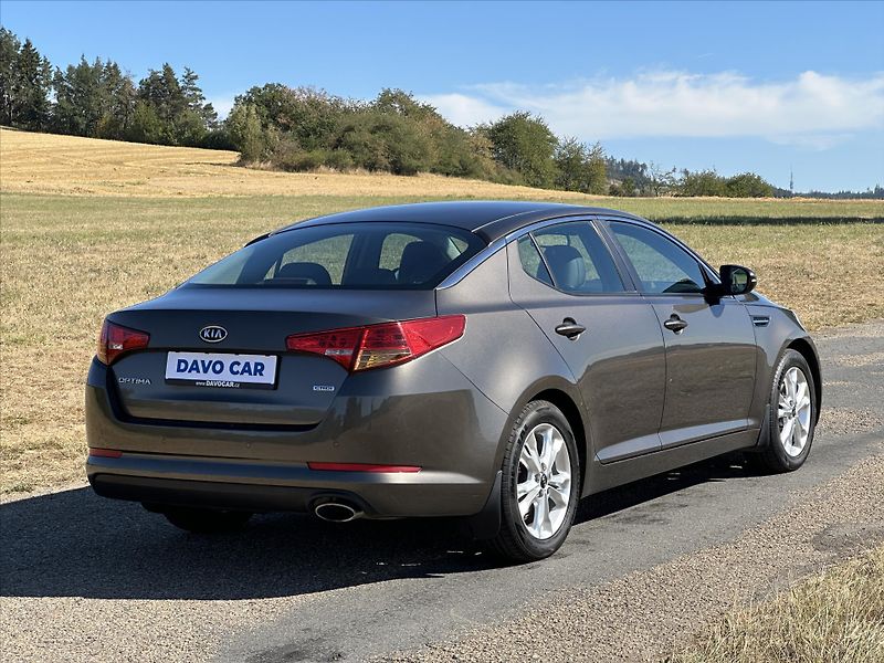 Kia Optima 1,7 CRDi 100kW Exclusive CZ - fotka 7 z 31