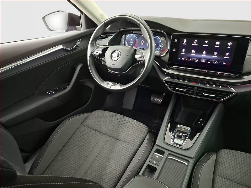 Škoda Octavia (2021) 1.5 TSI e-tec, Automat - fotka 7 z 20