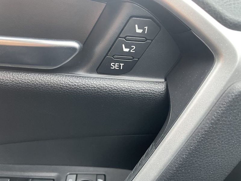 Toyota RAV4 2.5 Plug-in Hybrid ODBĚR 11/26 - fotka 27 z 36