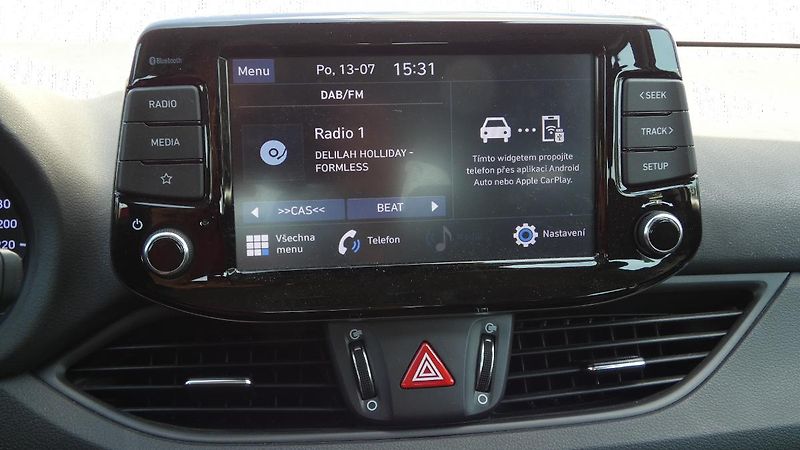 Hyundai i30 Kombi 1.5 T-GDI mHEV Family Co - fotka 14 z 22