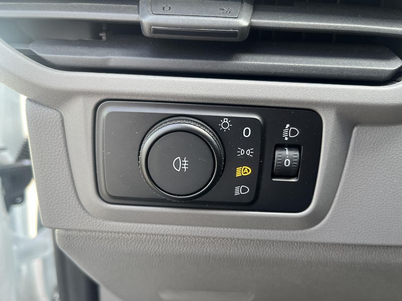 Volkswagen Transporter (2025) 2,0 TDI 81kW KR - fotka 13 z 16