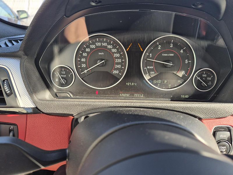 BMW Řada 4 (2019) - fotka 10 z 20