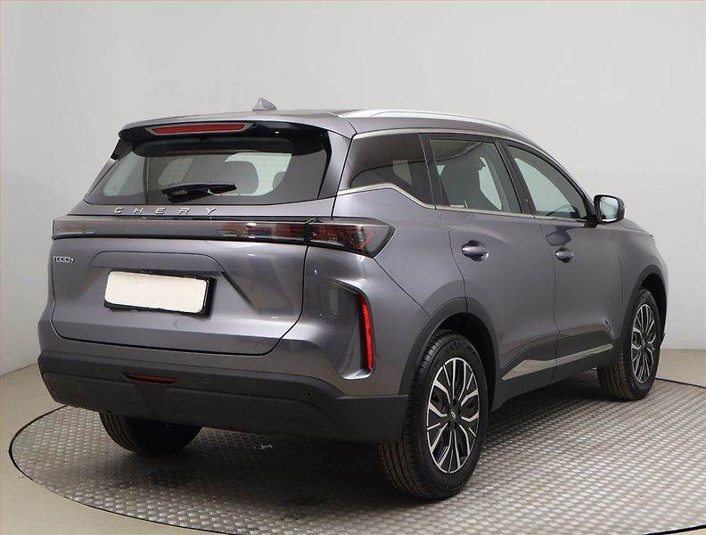 Chery Tiggo 7 (2026) 1.6 TGDI, LUXURY, Ad. tempomat - fotka 5 z 20