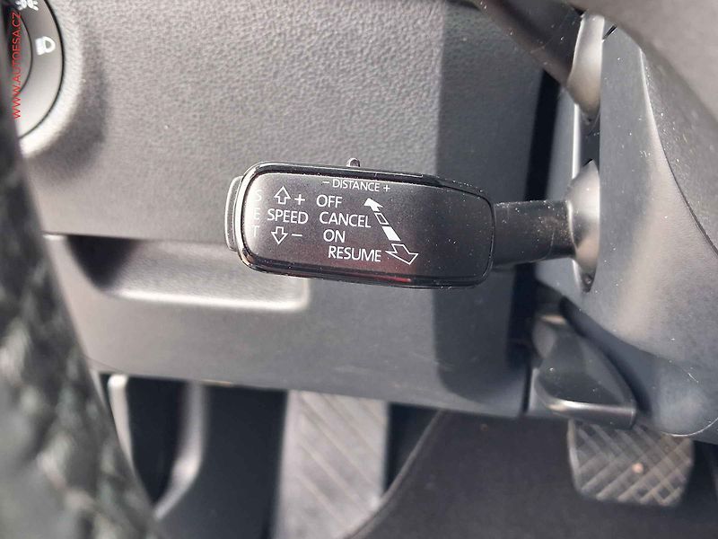 Škoda Octavia (2014) 1.4 TSi, Elegance, DSG, bixen - fotka 12 z 26
