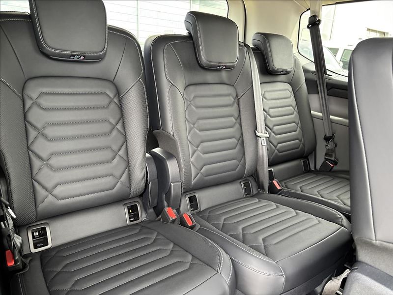 Ford Tourneo Custom 2,0 125kW Titanium X AWD L1 - fotka 20 z 59