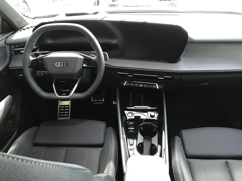 Audi Q3 quattro ST7 2,0TFSI - fotka 11 z 23