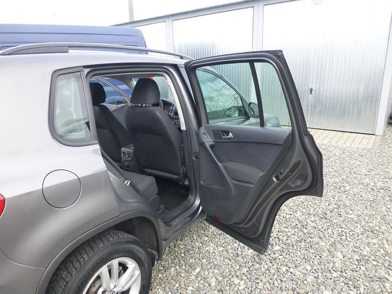 Volkswagen Tiguan 1.4TSi 120PS LIFE FACE-LIFT 1A - fotka 139 z 186
