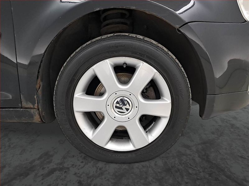 Volkswagen Touran (2004) 2.0 TDI, po STK, jezdí výborně - fotka 14 z 17