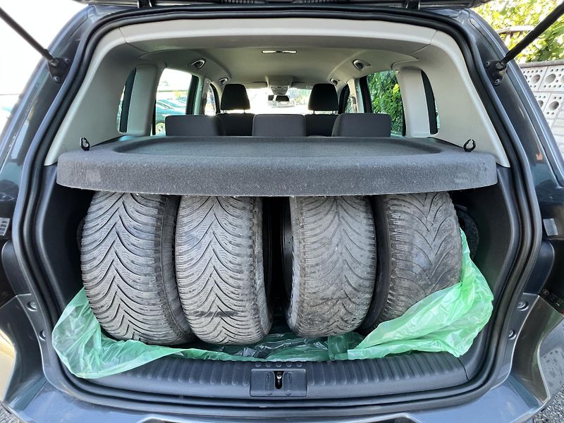Volkswagen Tiguan 2.0TDi 103kw KLIMA PŮVOD ČR - fotka 24 z 38