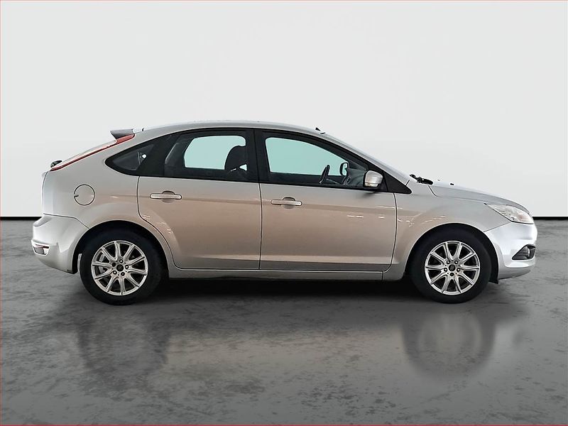 Ford Focus (2008) 1.6 16V, Automat, nová STK - fotka 6 z 16