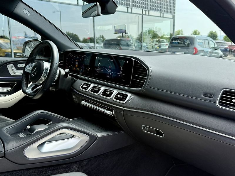 Mercedes-Benz GLE (2022) 400 d 4MATIC kupé - fotka 41 z 49