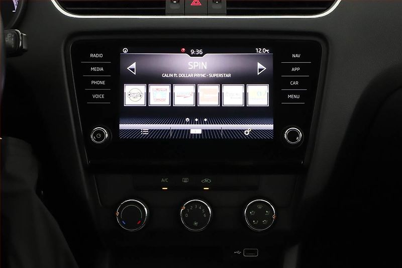 Škoda Octavia (2019) Ambition 1.6 TDI, ČR,1.maj - fotka 10 z 13