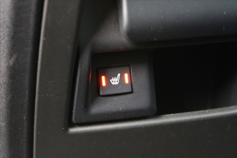 Land Rover Range Rover Sport 3,0 TDV6  ČR,A/T,4x4,DPH,HSE - fotka 28 z 46