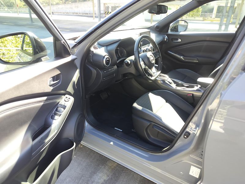 Nissan Juke 1.6 Hybrid - fotka 9 z 29