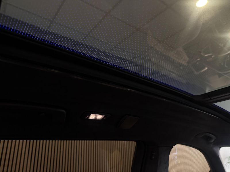 BMW X7 40d M Tažné Masáž Pano Záruka - fotka 21 z 48