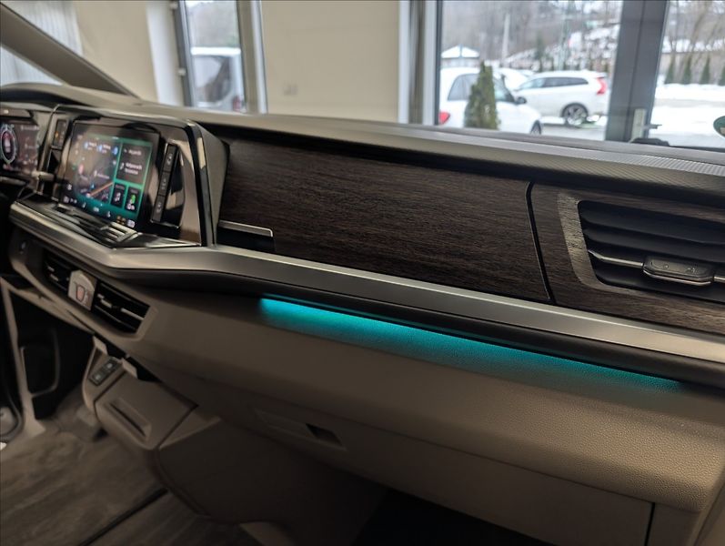 Volkswagen Multivan 1,5 TSI, 130KW, 4 MOTION Long - fotka 34 z 35