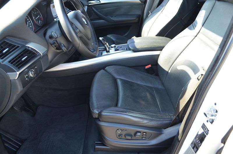 BMW X5 (2007) 3,0 D (M57) 173kW, 4x4, M pack - fotka 23 z 46