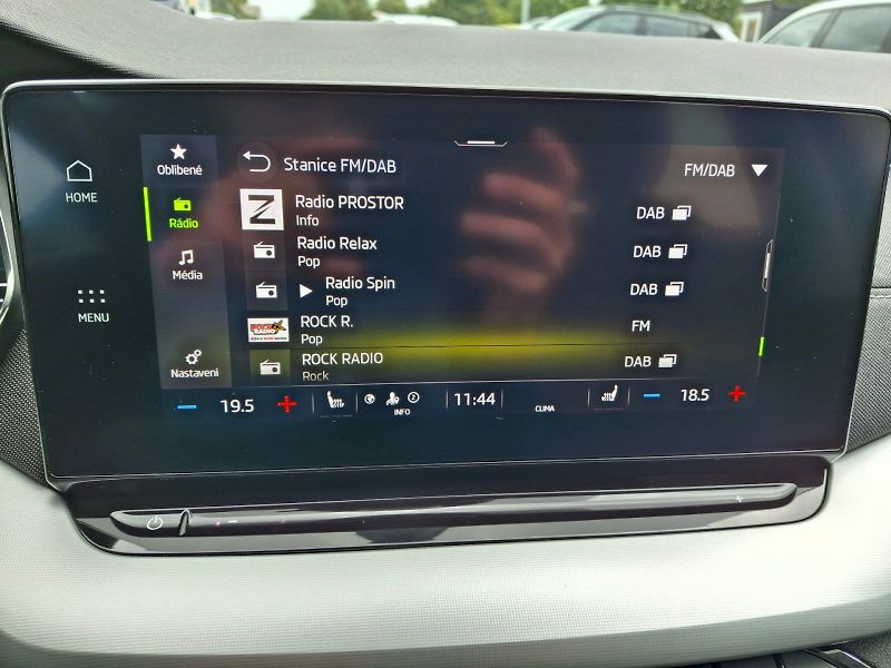 Škoda Octavia (2021) Combi Style Plus DSG 2,0TDi 11 - fotka 24 z 35