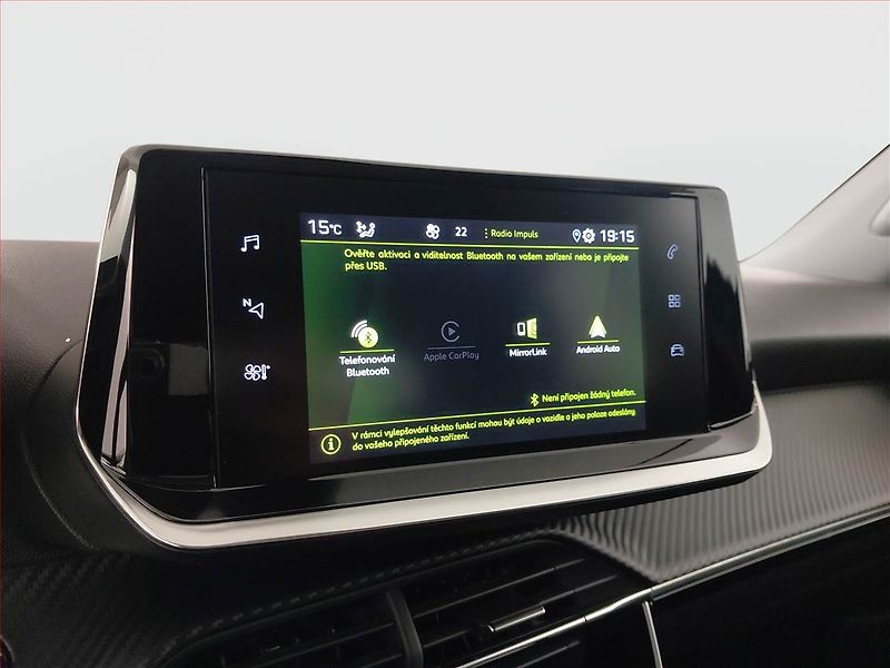 Peugeot 2008 (2020) 1.2 PureTech, Automat - fotka 21 z 21
