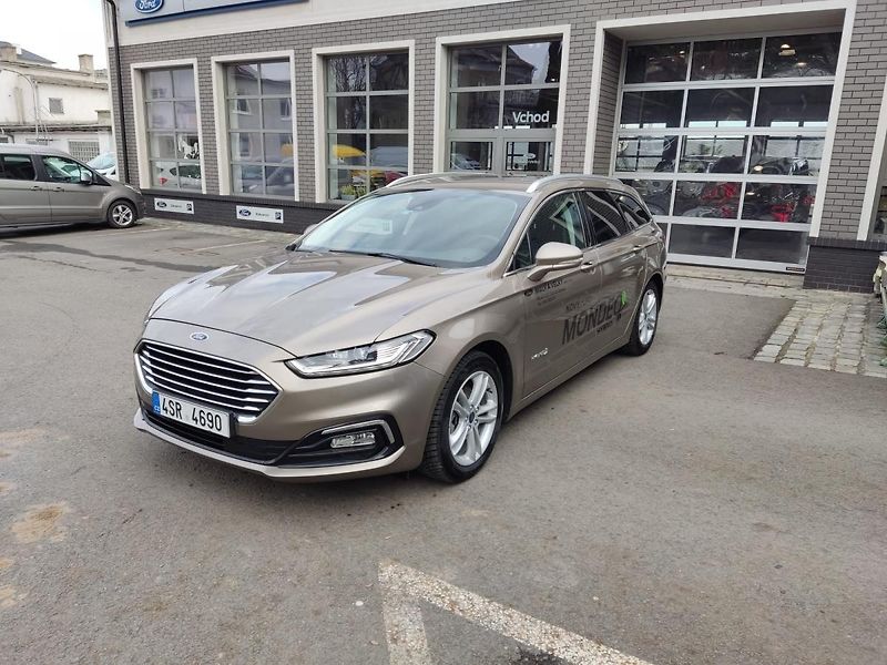 Ford Mondeo (2019) 2.0 Hybrid 187k Titanium - fotka 3 z 14