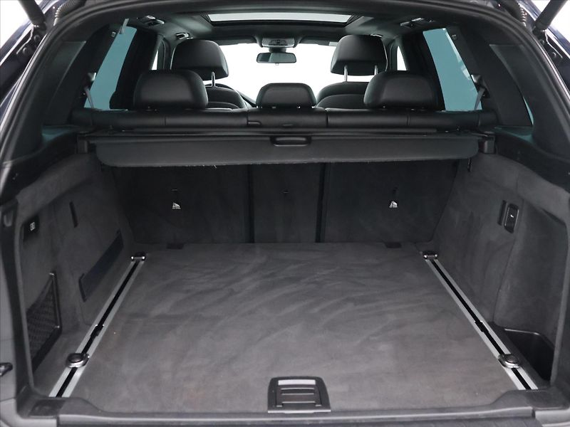 BMW X5 3.0 M50d 280kW xDrive - fotka 10 z 45