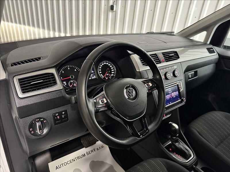 Volkswagen Caddy MAXI 2.0TDI 110kW DSG 4MOTION - fotka 16 z 42