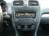 Volkswagen Golf 1,2 TSi 77kW serviska, klima - náhled 25