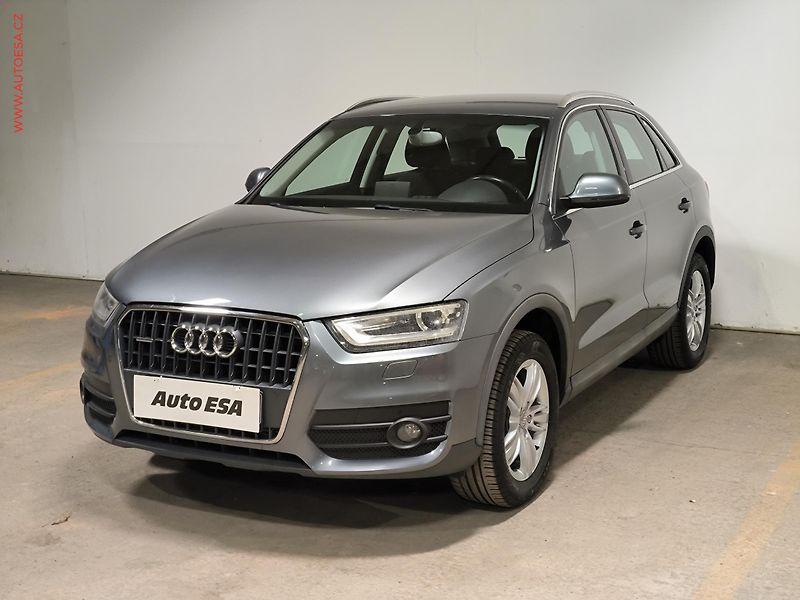 Audi Q3 (2012) 2.0TDi Quattro, ČR, AT, xenon - fotka 3 z 17