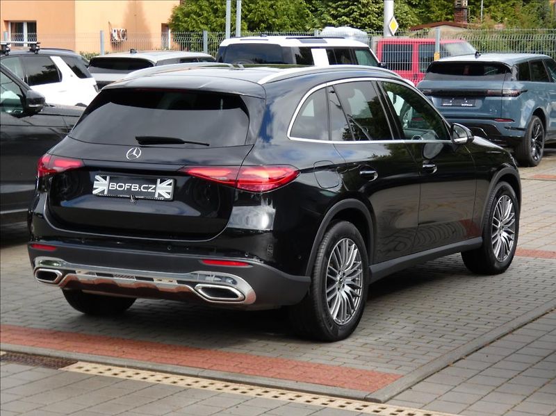 Mercedes-Benz GLC 2,0 220d 4M, 1.Maj, ČR, DPH - fotka 7 z 47