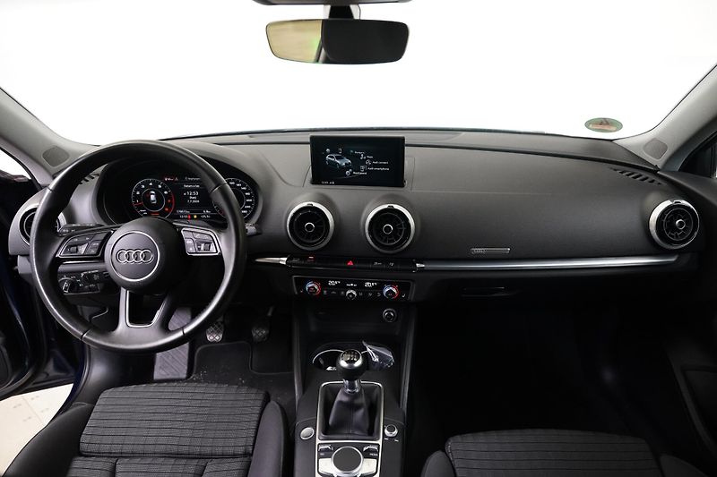 Audi A3 - fotka 6 z 6