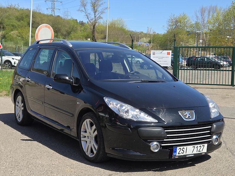 Peugeot 307 (2008) 1,6HDi PANORAMA splátky všem!  - fotka 3 z 12
