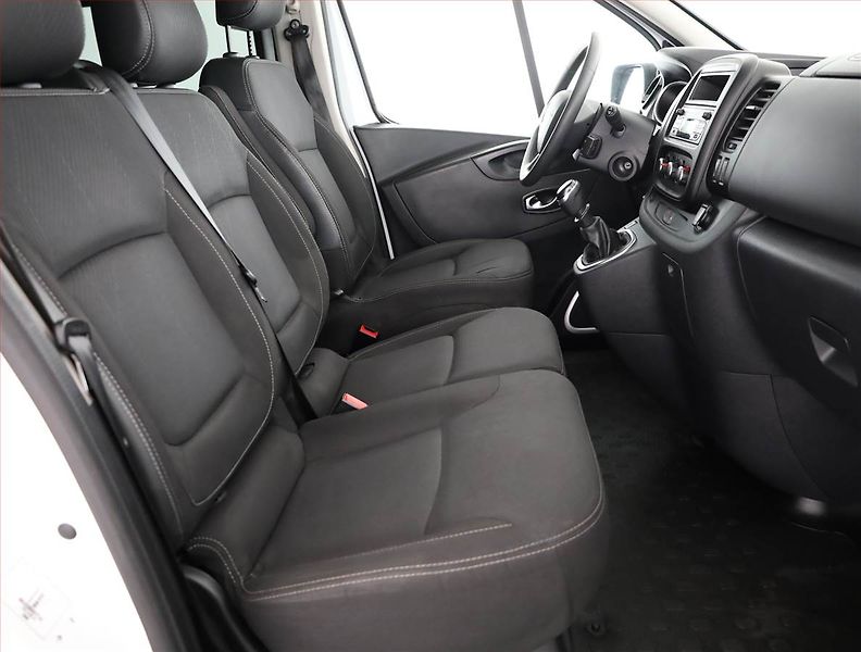Renault Trafic (2020) 2.0 dCi, Bus, 9Míst, ČR, DPH - fotka 7 z 13
