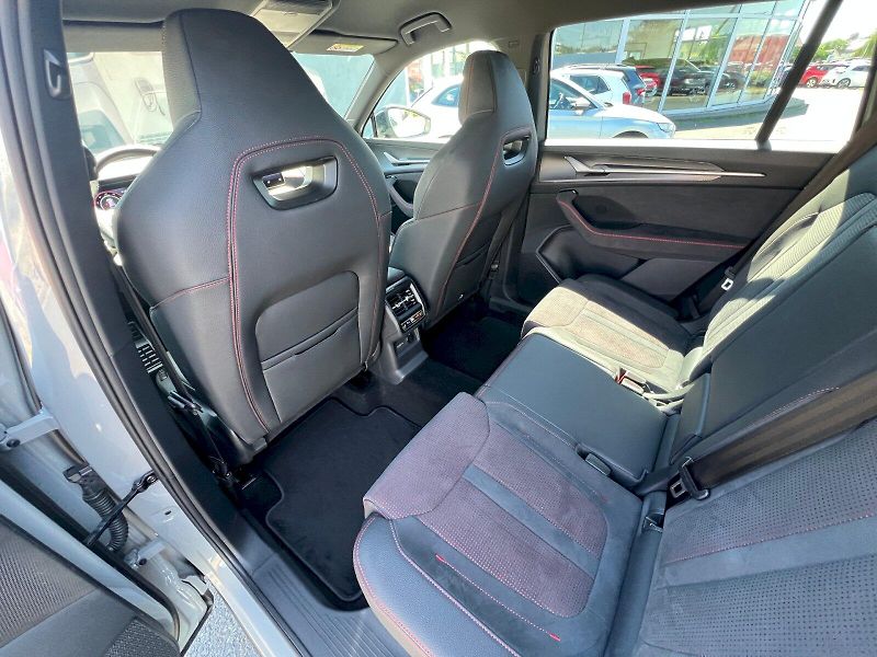 Škoda Kodiaq (2025) RS 2.0TSi 4x4 195kW 7°automati - fotka 14 z 30