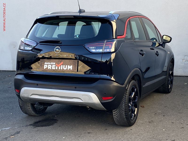 Opel Crossland (2021) 1.2 T, GS Line, LED, kamera - fotka 4 z 19