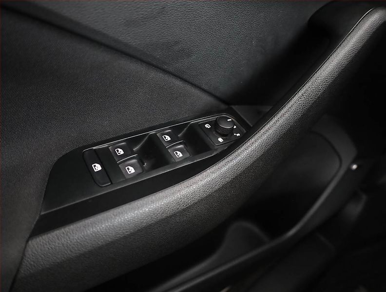 Škoda Kamiq (2021) Ambition Plus 1.5 TSI - fotka 11 z 17