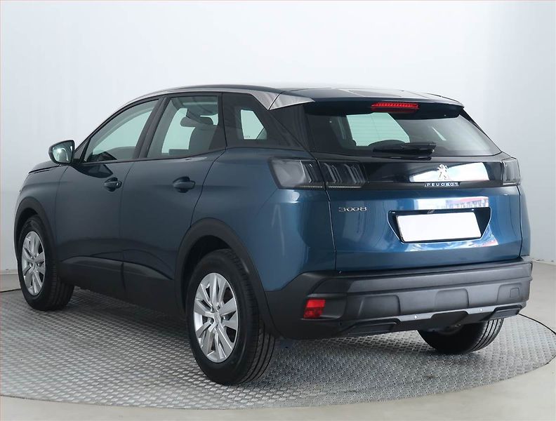 Peugeot 3008 (2021) 1.2 PureTech, Serv.kniha - fotka 4 z 18