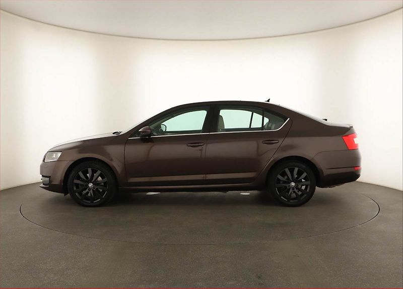 Škoda Octavia (2016) 2.0 TDI, 4X4, Automat - fotka 3 z 18
