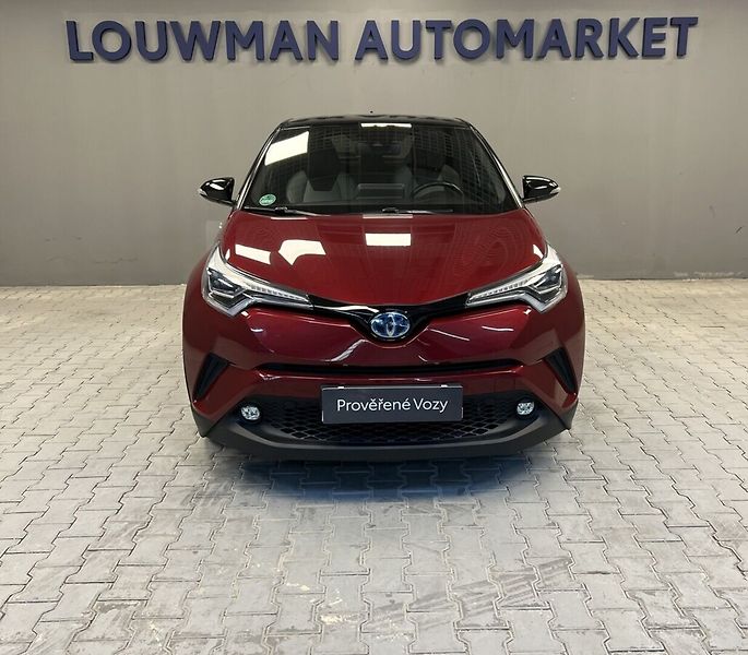 Toyota C-HR 1,8 Hybrid AT Selection - fotka 4 z 16