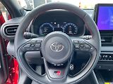 Toyota Yaris 1.5 HEV 130 GR SPORT - náhled 18