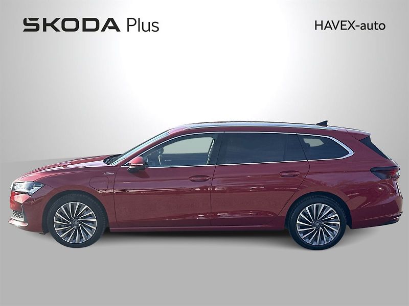Škoda Superb (2025) Combi 1.5 TSI iV DSG L&K - fotka 3 z 43