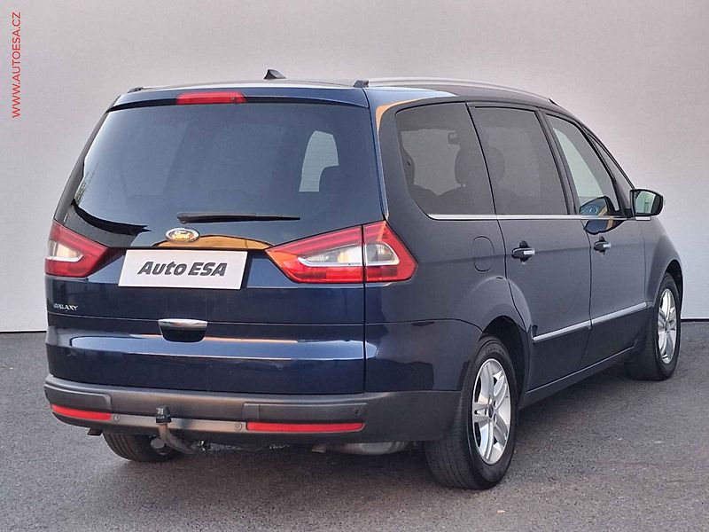 Ford Galaxy (2011) 2.2 TDCi, Titanium, TZ - fotka 4 z 17